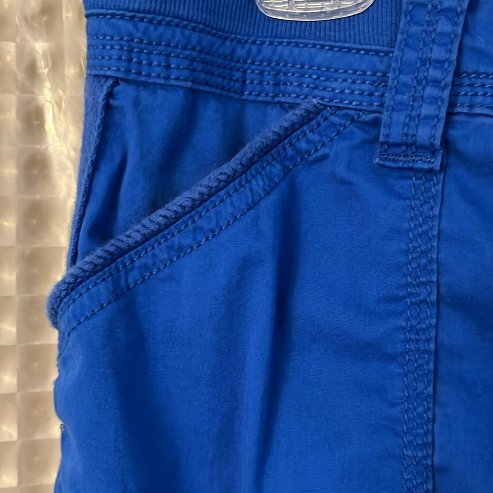 Royal blue cargo capris - Picture 4 of 10